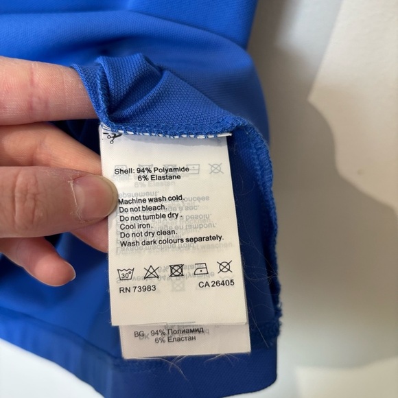 🎉4/30$🎉 Helly Hansen Blue Sleeveless Polo - Size L - Picture 4 of 5